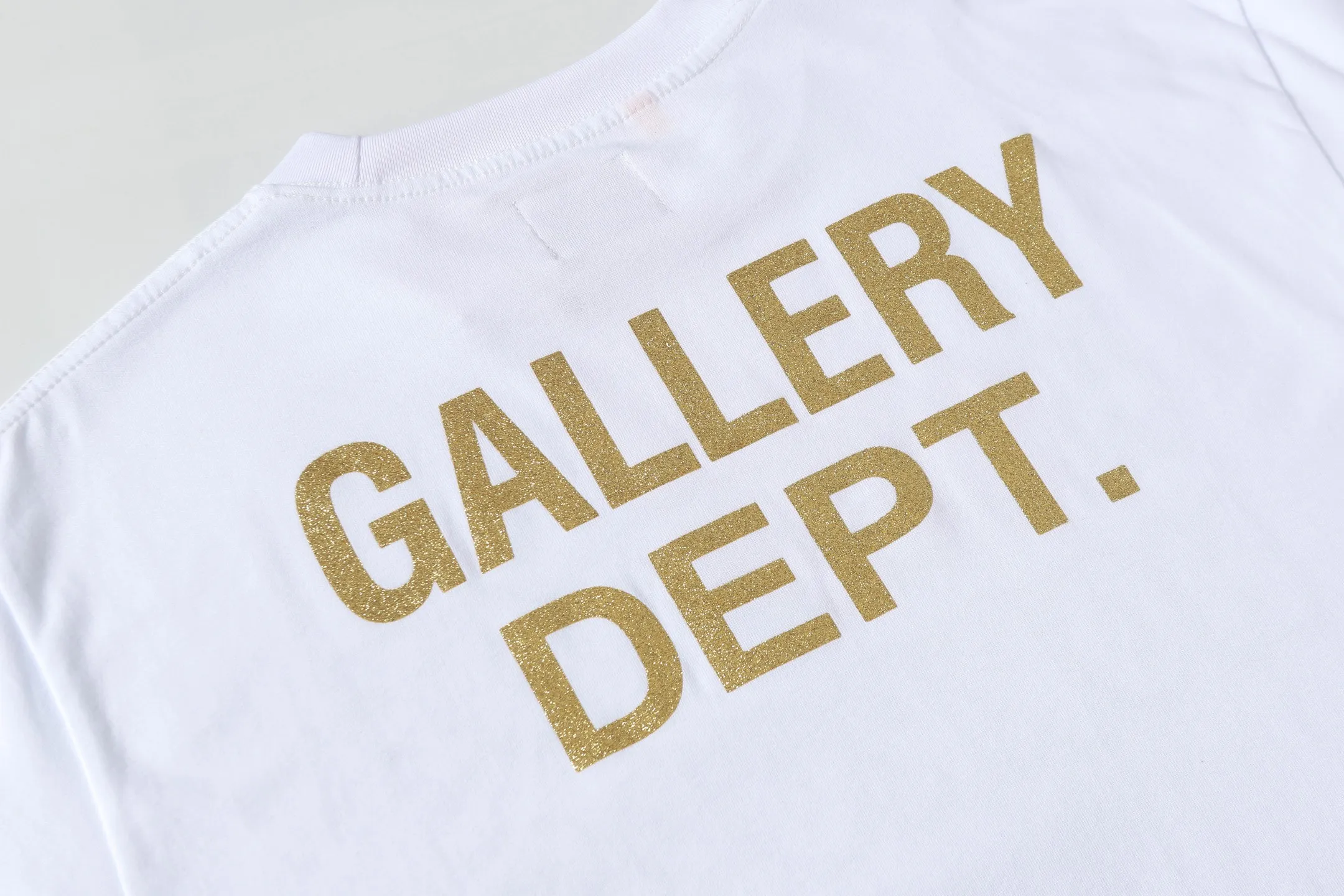 GALLERY.DEPT new summer short-sleeved model number: D3308P104 color: black white code number: S M L XL